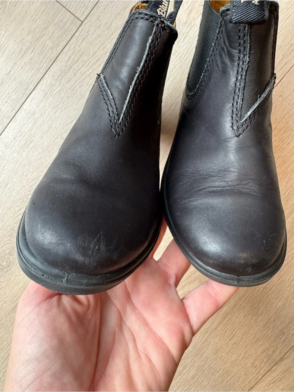 Blundstone Kids Black Leather Boots. #531